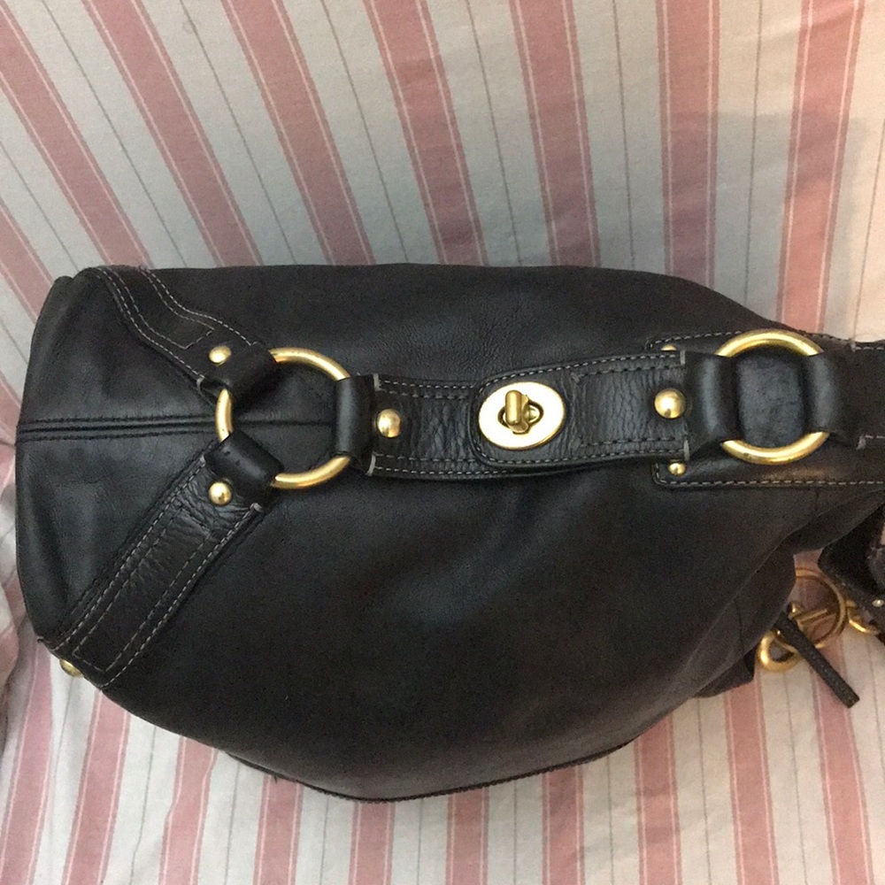 Coach HOST PICK ☝️⭐️⭐️⭐️ - Picture 2 of 8